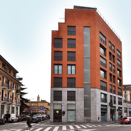 Bb Hotels Aparthotel Isola Milan Bagian luar foto
