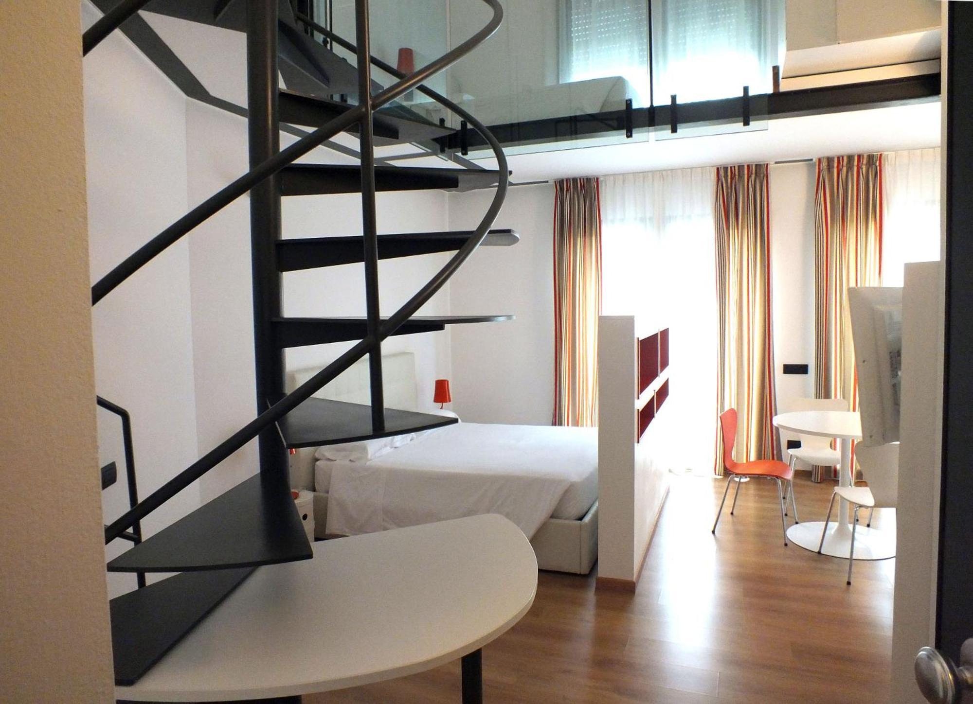 Bb Hotels Aparthotel Isola Milan Bagian luar foto