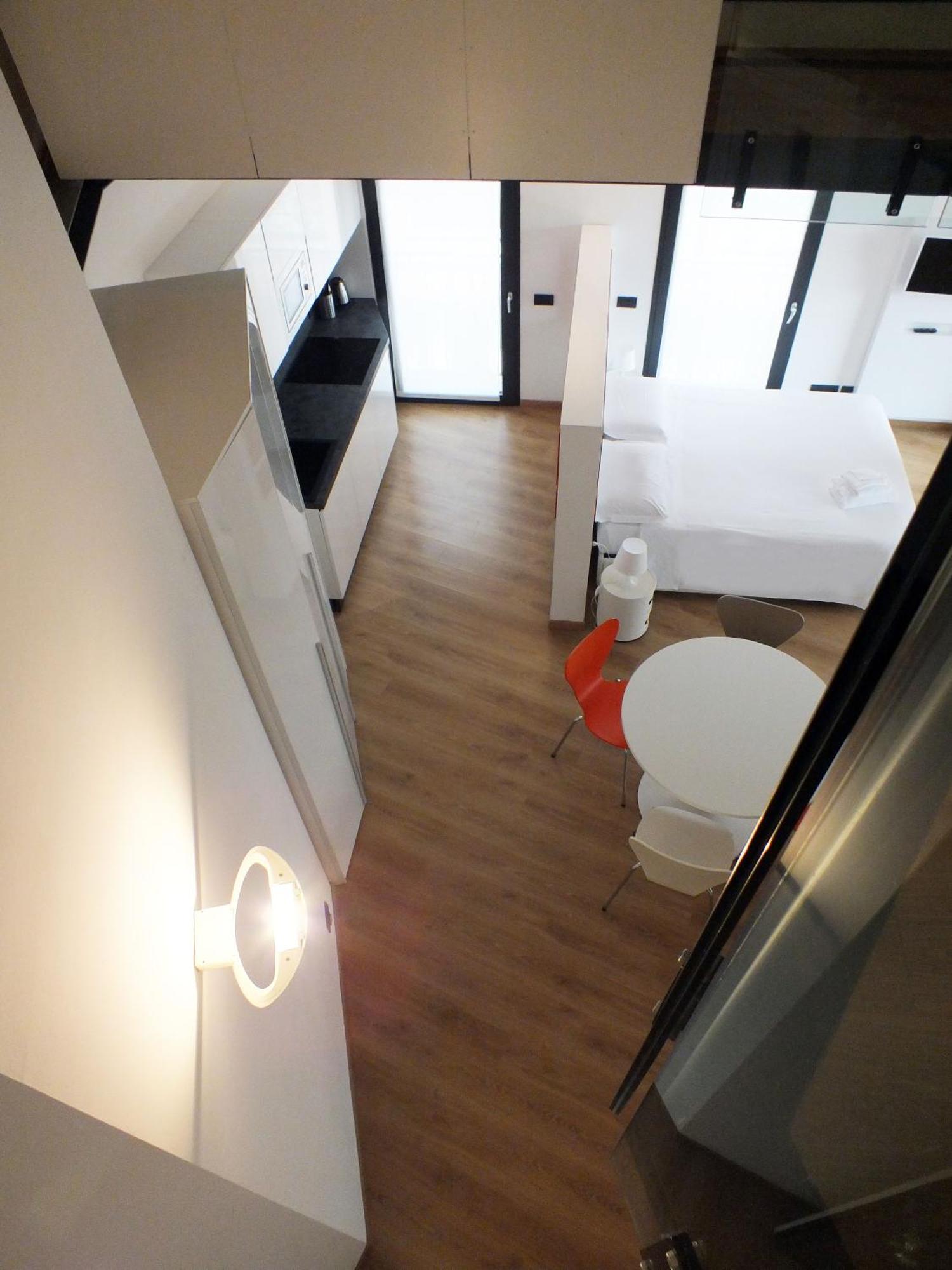 Bb Hotels Aparthotel Isola Milan Bagian luar foto