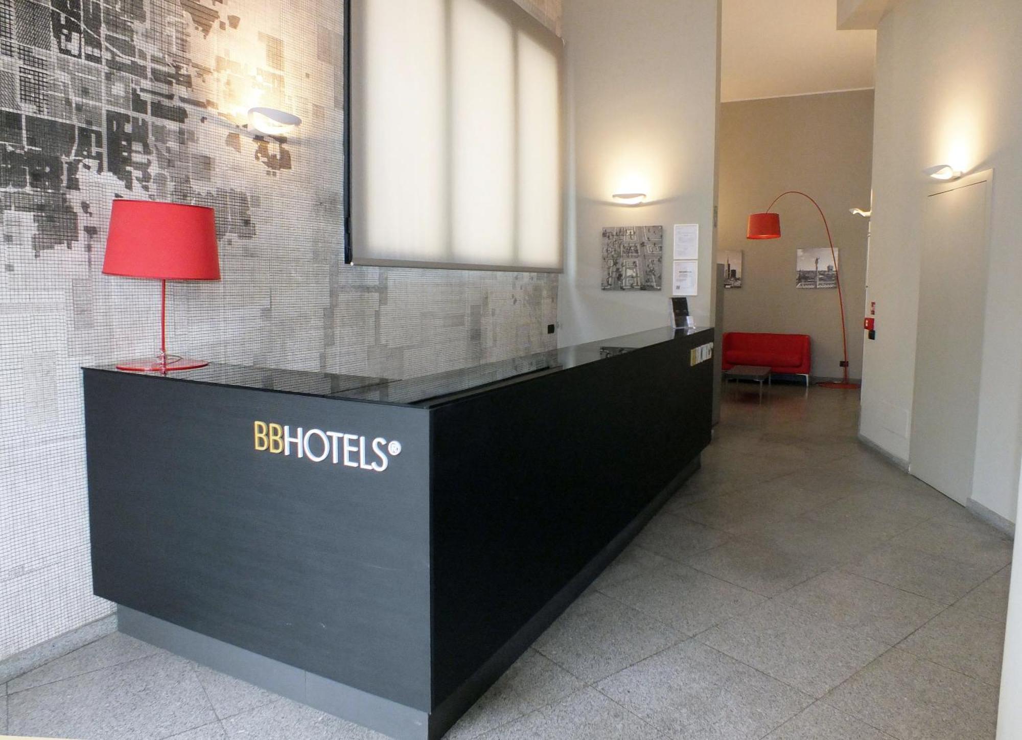 Bb Hotels Aparthotel Isola Milan Bagian luar foto