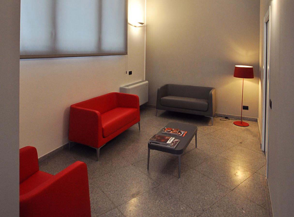 Bb Hotels Aparthotel Isola Milan Bagian luar foto